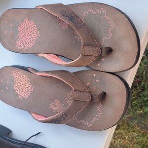 Abeo women's leather brown flop flop sandals